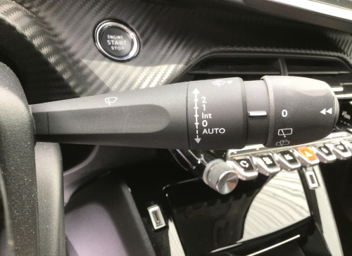 Peugeot 2008 PureTech 130 S&S BVM6 Allure