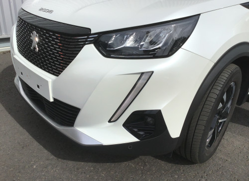 Peugeot 2008 PureTech 130 S&S BVM6 Allure