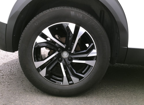Peugeot 2008 PureTech 130 S&S BVM6 Allure