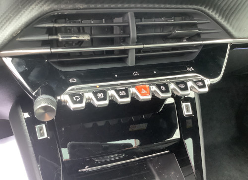 Peugeot 208 Nouvelle Hybrid 100 e-DCS6 GT