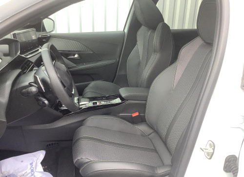 Peugeot 208 Nouvelle Hybrid 100 e-DCS6 GT