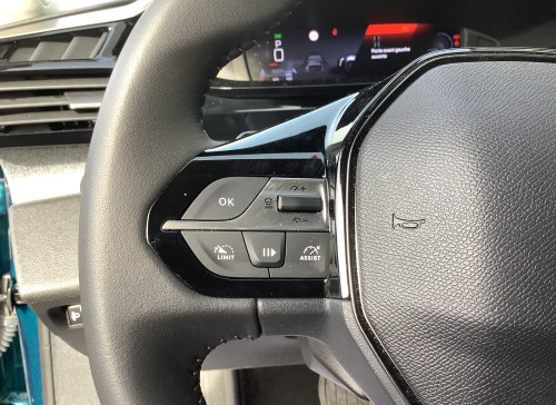 Peugeot 408 Hybrid 136 e-DCS6 Allure