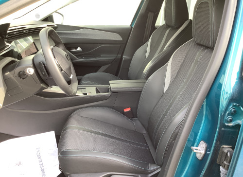 Peugeot 408 Hybrid 136 e-DCS6 Allure