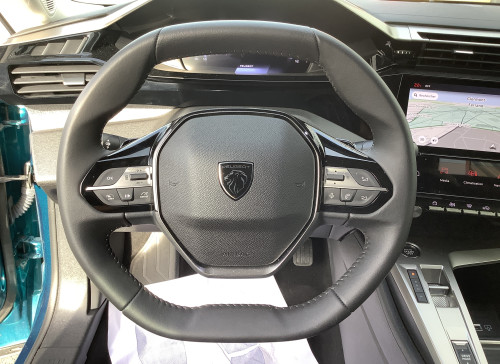 Peugeot 408 Hybrid 136 e-DCS6 Allure
