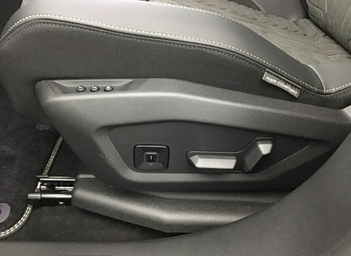 Peugeot 3008 Nouveau Hybrid 145 e-DCS6 GT