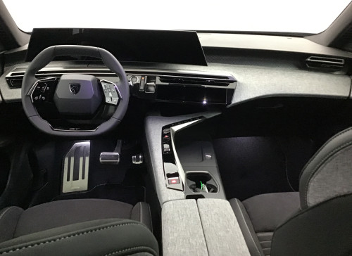 Peugeot 3008 Nouveau Hybrid 145 e-DCS6 GT