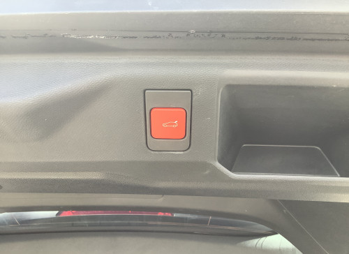 Peugeot 5008 Nouveau Hybrid 145 ch e-DCS6 GT