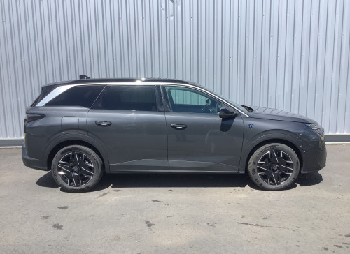 Peugeot 5008 Nouveau Hybrid 145 ch e-DCS6 GT