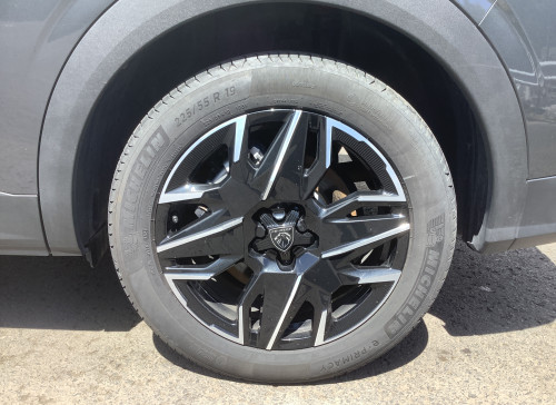 Peugeot 5008 Nouveau Hybrid 145 ch e-DCS6 GT