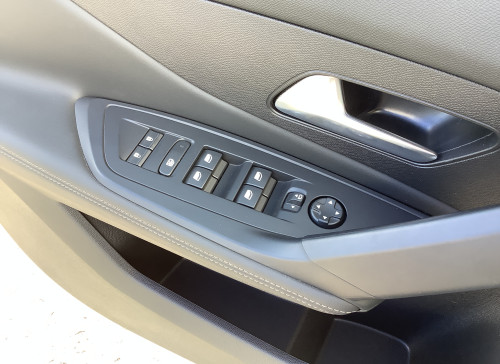 Peugeot 308 Hybrid 136 e-DCS6 Allure