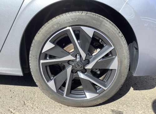 Peugeot 308 Hybrid 136 e-DCS6 Allure