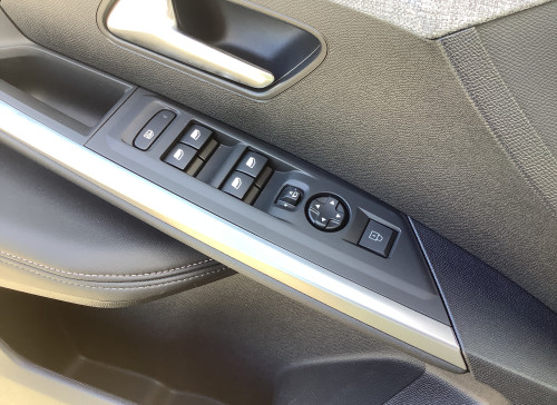 Peugeot 5008 Nouveau Hybrid 136 e-DCS6 Allure