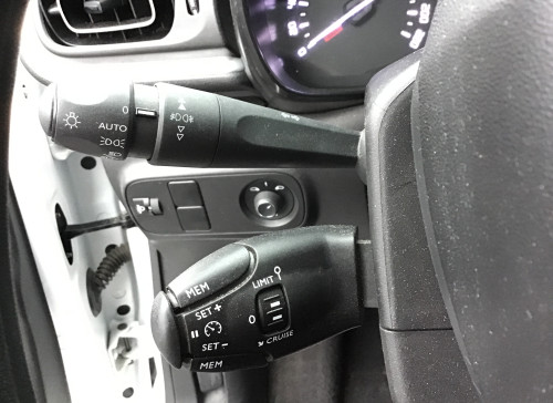 Citroën C3 PureTech 110 S&S EAT6 Shine