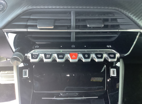 Peugeot 2008 Nouveau Hybrid 145 e-DCS6 GT