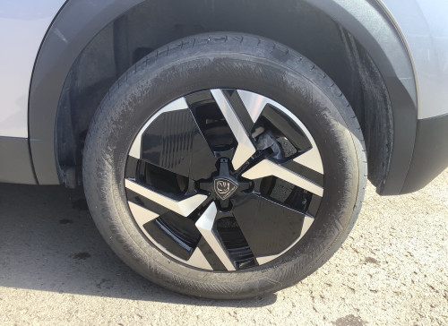 Peugeot 2008 Nouveau Hybrid 145 e-DCS6 GT