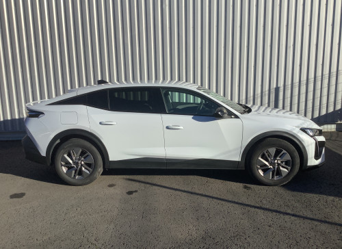 Peugeot 408 Nouvelle Hybrid 136 e-DCS6 Allure