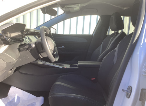 Peugeot 408 Nouvelle Hybrid 136 e-DCS6 Allure