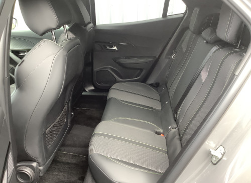 Peugeot 2008 Nouveau PureTech 130 S&S EAT8 GT