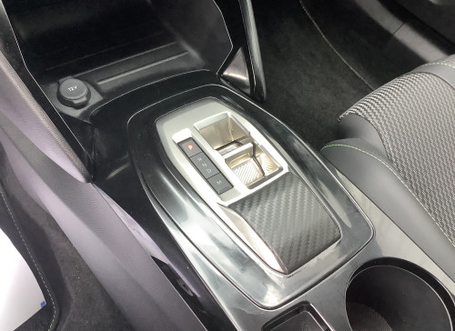 Peugeot 2008 Nouveau PureTech 130 S&S EAT8 GT