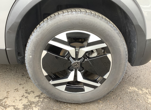 Peugeot 2008 Nouveau PureTech 130 S&S EAT8 GT