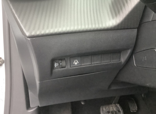Peugeot 2008 Nouveau Hybrid 145 e-DCS6 Allure