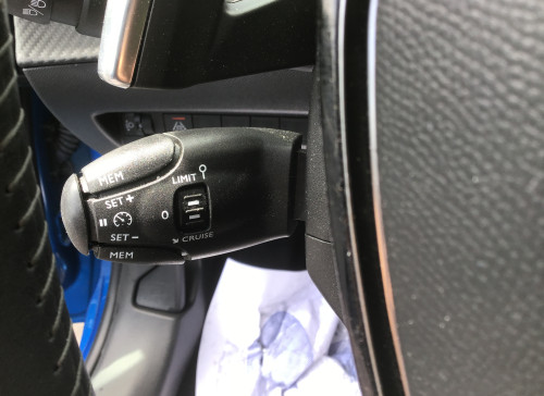 Peugeot 208 PureTech 100 S&S EAT8 Allure Pack