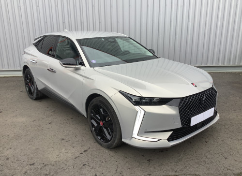 DS DS 4 Nouvelle PureTech 130 EAT8 Performance Line