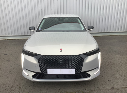 DS DS 4 Nouvelle PureTech 130 EAT8 Performance Line