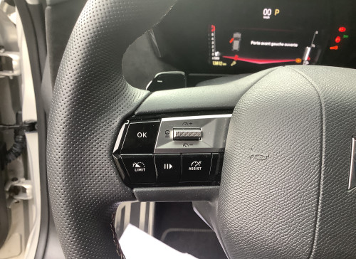 DS DS 4 Nouvelle PureTech 130 EAT8 Performance Line