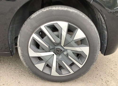 Peugeot 208 Nouvelle PureTech 100 S&S BVM6 Active