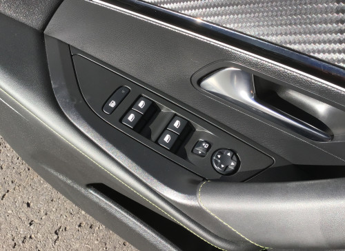 Peugeot 2008 PureTech 130 S&S BVM6 GT Line - 5P