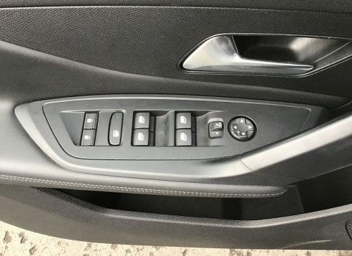 Peugeot 308 Nouvelle PureTech 130ch S&S EAT8 Allure