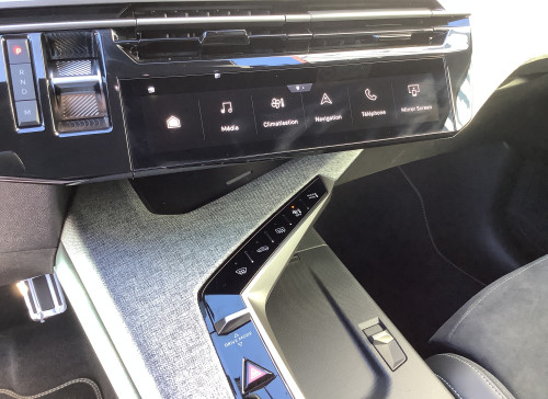 Peugeot 5008 Nouveau Hybrid 145 ch e-DCS6 GT