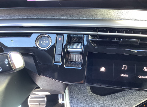 Peugeot 5008 Nouveau Hybrid 145 ch e-DCS6 GT