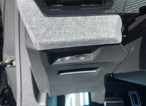 Peugeot 5008 Nouveau Hybrid 145 ch e-DCS6 GT