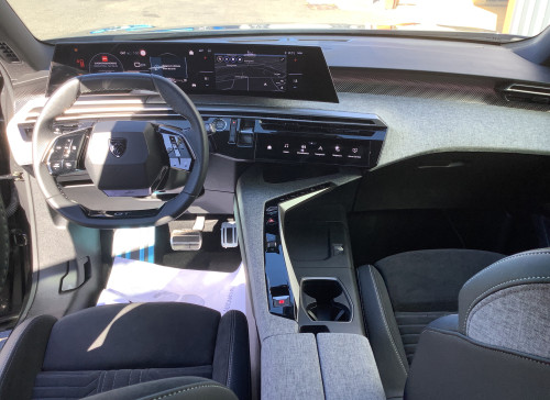Peugeot 5008 Nouveau Hybrid 145 ch e-DCS6 GT