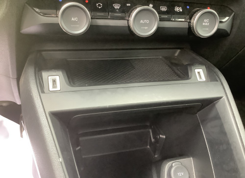Citroën C4 Hybride 136 e-DCS6 Plus