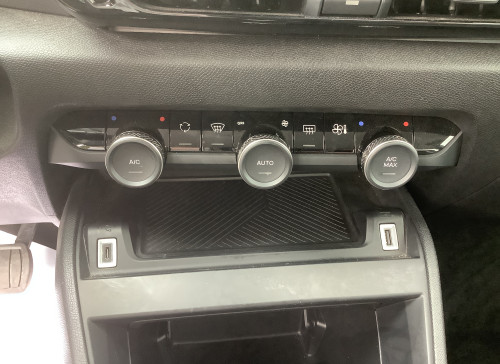 Citroën C4 Hybride 136 e-DCS6 Plus