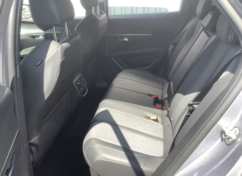 Peugeot 3008 BlueHDi 130ch S&S EAT8 Allure Pack