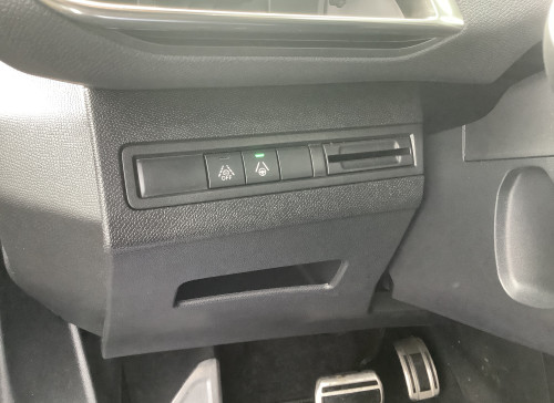 Peugeot 3008 Hybrid 136 e-DCS6 GT