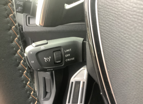 Peugeot 3008 Hybrid 136 e-DCS6 GT