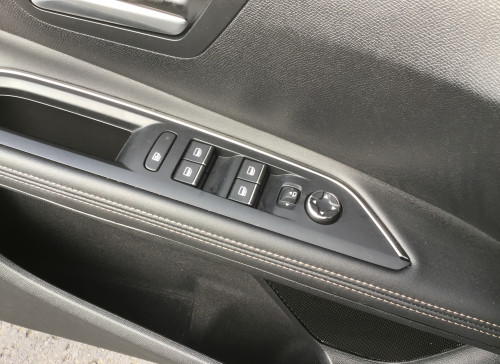 Peugeot 5008 Nouveau BlueHDi 130ch S&S EAT8 GT