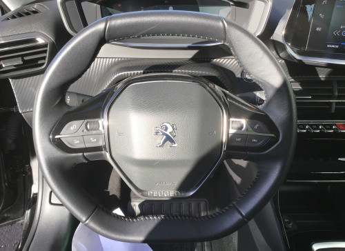 Peugeot 208 PureTech 100 S&S BVM6 Allure