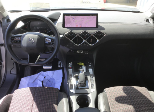 DS DS 3 Nouveau PureTech 130 EAT8 Performance Line+