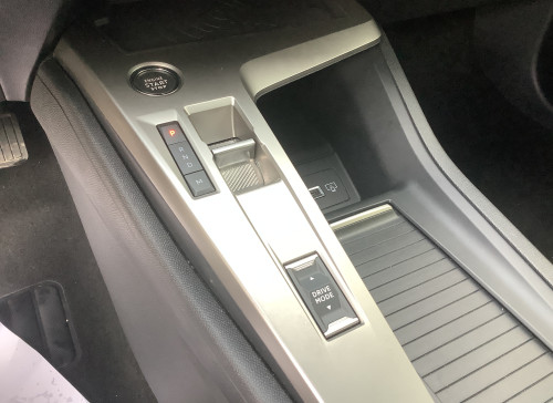 Peugeot 408 Nouvelle Hybrid 136 e-DCS6 Allure