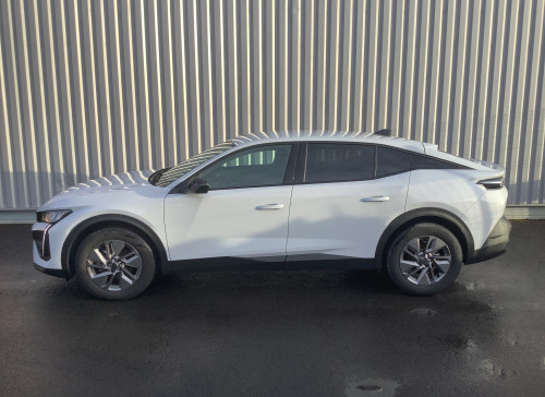 Peugeot 408 Nouvelle Hybrid 136 e-DCS6 Allure