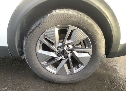 Peugeot 408 Nouvelle Hybrid 136 e-DCS6 Allure