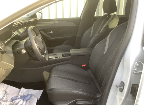 Peugeot 408 Nouvelle Hybrid 136 e-DCS6 Allure