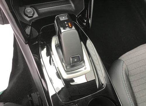 Peugeot 208 PureTech 100 S&S EAT8 Allure Pack