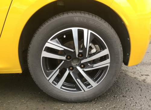 Peugeot 208 PureTech 100 S&S EAT8 Allure Pack